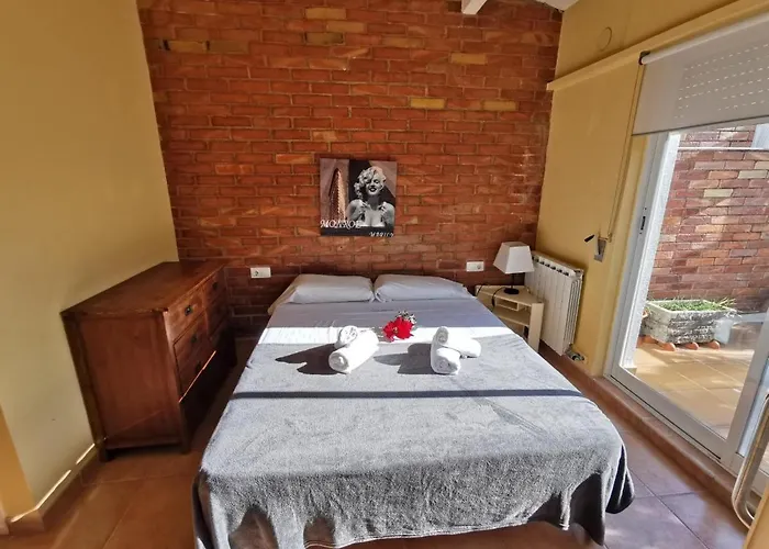 Дом отдыха Elegante A Pres De La Plage, Climatisee Avec Terrasse Et Proche Des Boutiques Et Restaurants - Es-209-35 Платья-де-Аро