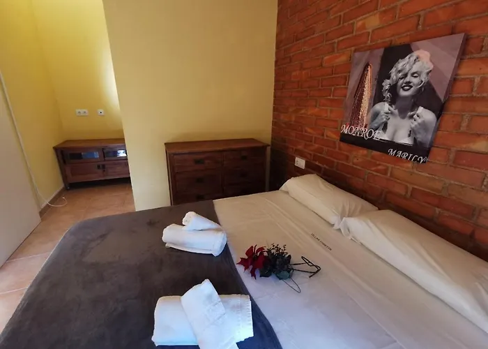 Дом отдыха Elegante A Pres De La Plage, Climatisee Avec Terrasse Et Proche Des Boutiques Et Restaurants - Es-209-35