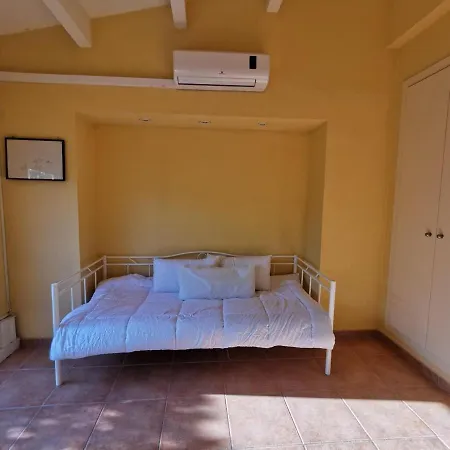 Tatil Evi Elegante A Pres De La Plage, Climatisee Avec Terrasse Et Proche Des Boutiques Et Restaurants - Es-209-35 *
