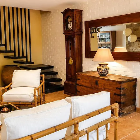 Tatil Evi Elegante A Pres De La Plage, Climatisee Avec Terrasse Et Proche Des Boutiques Et Restaurants - Es-209-35